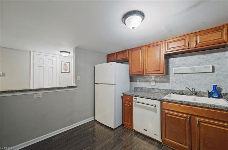 Photo 5 of 25 residential for sale in Newport News virginia Photo 5 of 25 residential for sale in Newport News virginia