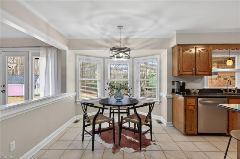 Photo 13 of 42 residential for sale in Chesapeake virginia Photo 13 of 42 residential for sale in Chesapeake virginia