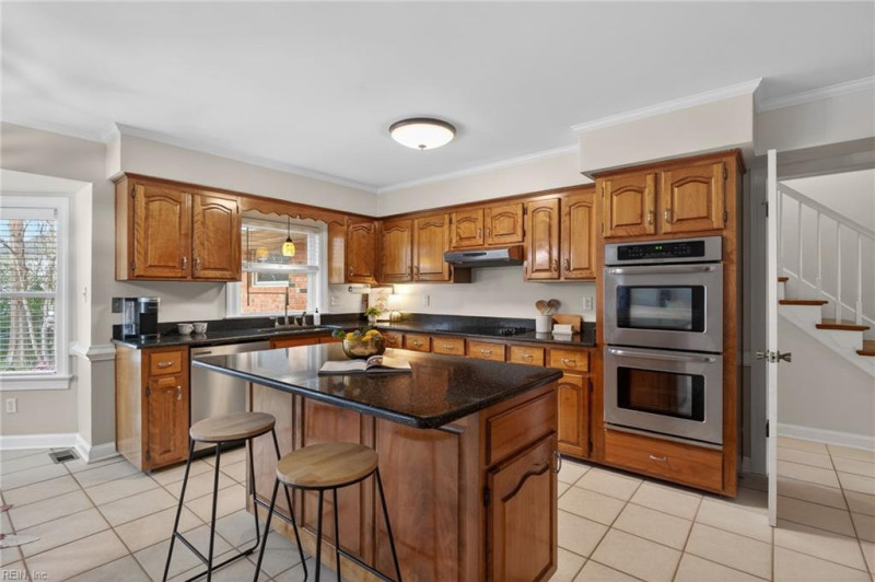 Photo 14 of 42 residential for sale in Chesapeake virginia Photo 14 of 42 residential for sale in Chesapeake virginia