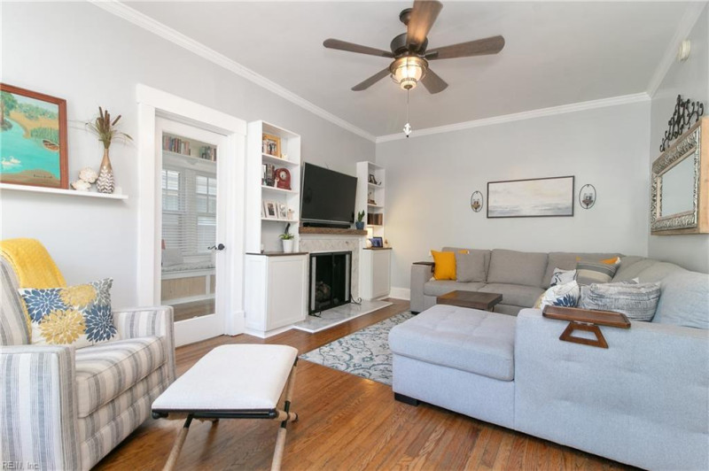 Photo 11 of 37 residential for sale in Norfolk virginia