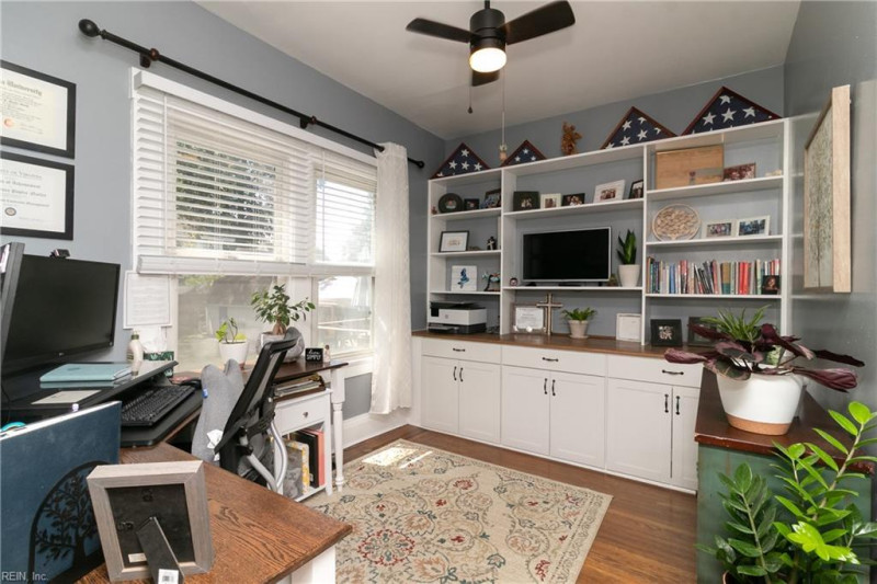 Photo 15 of 37 residential for sale in Norfolk virginia