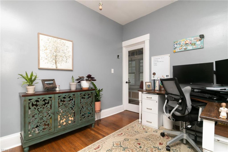 Photo 16 of 37 residential for sale in Norfolk virginia