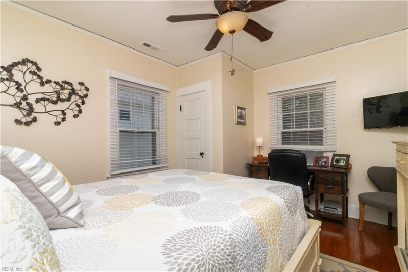 Photo 25 of 37 residential for sale in Norfolk virginia