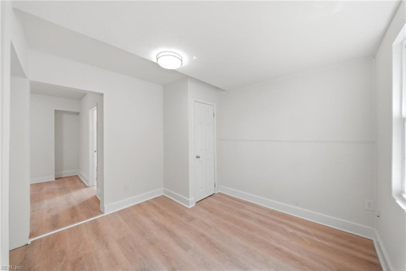 Photo 20 of 37 residential for sale in Newport News virginia