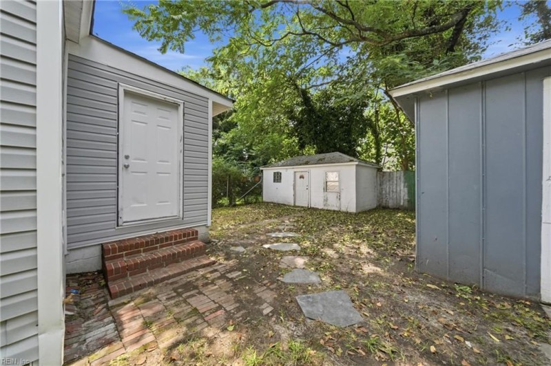 Photo 32 of 37 residential for sale in Newport News virginia