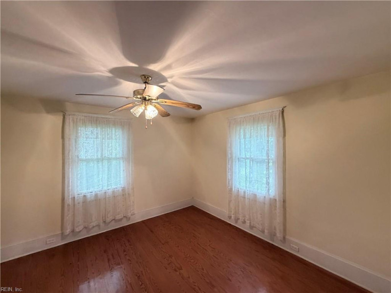 Photo 25 of 32 residential for sale in Southampton County virginia