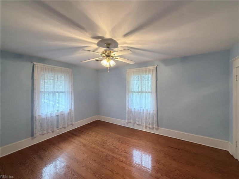 Photo 27 of 32 residential for sale in Southampton County virginia