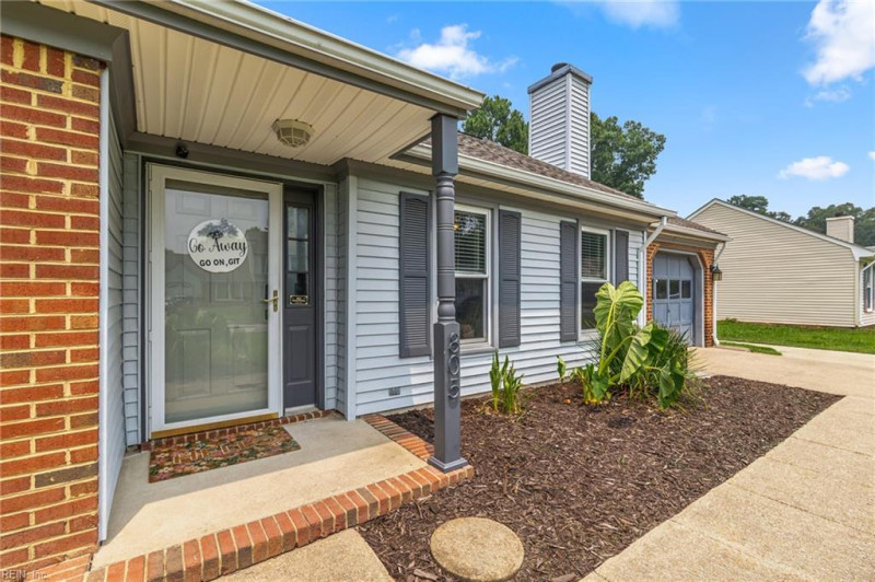 Photo 4 of 44 residential for sale in Chesapeake virginia Photo 4 of 44 residential for sale in Chesapeake virginia