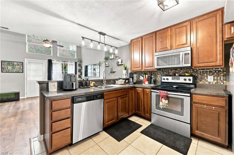 Photo 3 of 45 residential for sale in Virginia Beach virginia Photo 3 of 45 residential for sale in Virginia Beach virginia