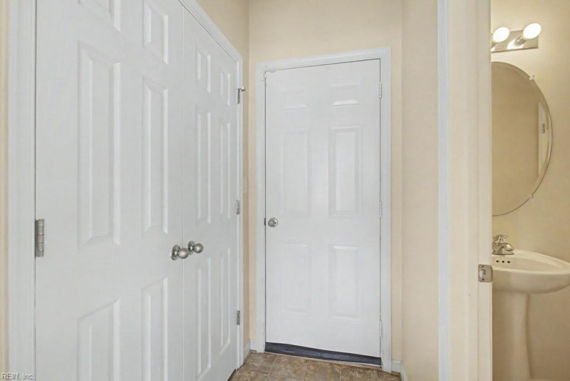 Photo 22 of 37 residential for sale in Chesapeake virginia Photo 22 of 37 residential for sale in Chesapeake virginia