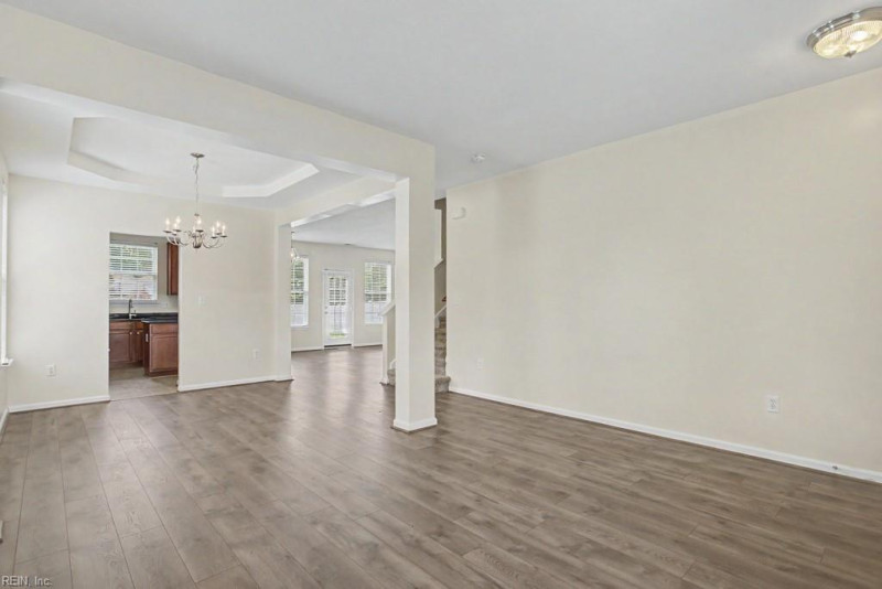 Photo 4 of 37 residential for sale in Chesapeake virginia Photo 4 of 37 residential for sale in Chesapeake virginia
