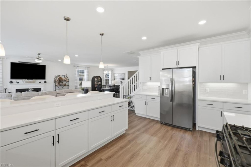 Photo 16 of 47 residential for sale in Chesapeake virginia