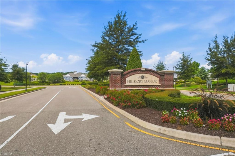 Photo 2 of 47 residential for sale in Chesapeake virginia