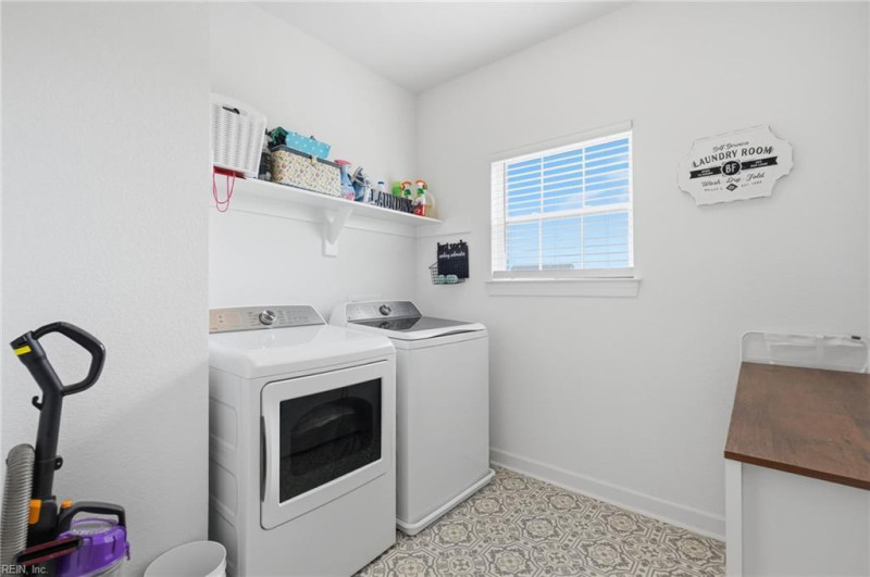 Photo 37 of 47 residential for sale in Chesapeake virginia