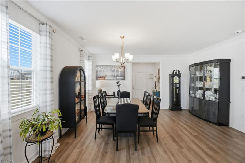 Photo 7 of 47 residential for sale in Chesapeake virginia