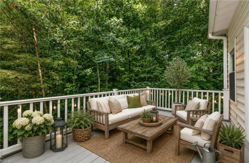 Photo 3 of 37 residential for sale in James City County virginia