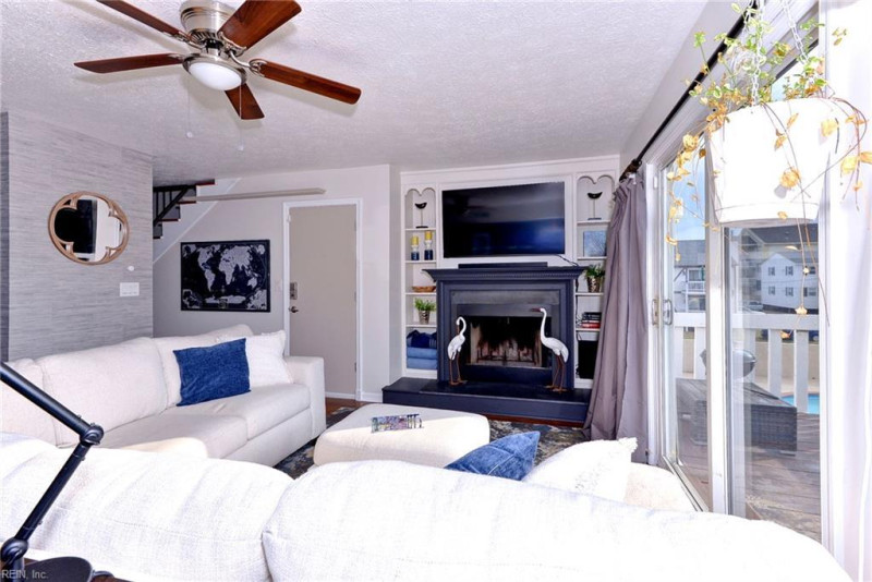 Photo 7 of 44 residential for sale in Hampton virginia Photo 7 of 44 residential for sale in Hampton virginia