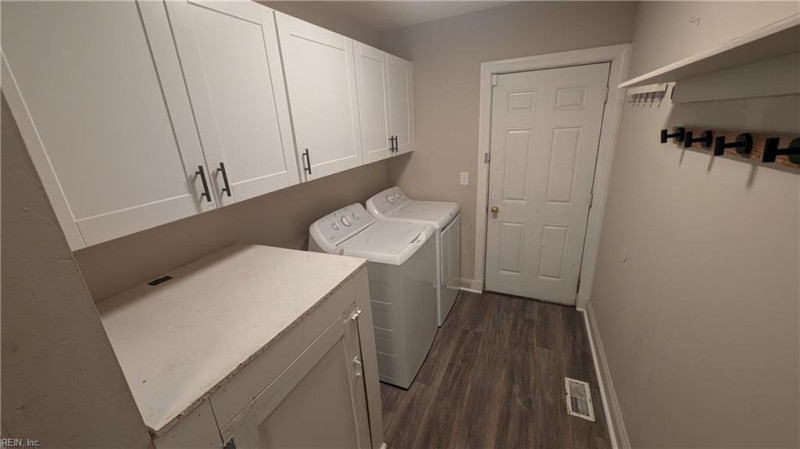 Photo 11 of 11 residential for sale in Portsmouth virginia
