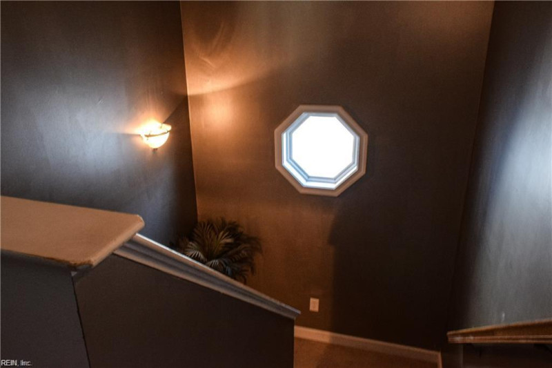 Photo 21 of 25 residential for sale in Hampton virginia