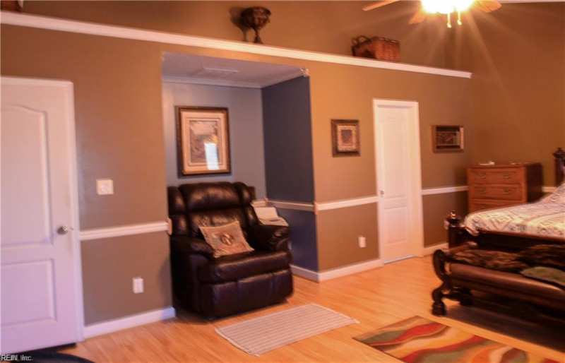 Photo 3 of 25 residential for sale in Hampton virginia
