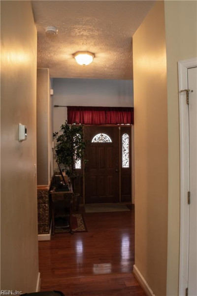 Photo 4 of 25 residential for sale in Hampton virginia