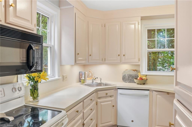 Photo 20 of 33 residential for sale in Norfolk virginia Photo 20 of 33 residential for sale in Norfolk virginia