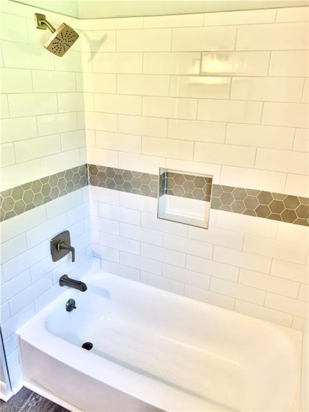 Photo 16 of 25 residential for sale in Virginia Beach virginia