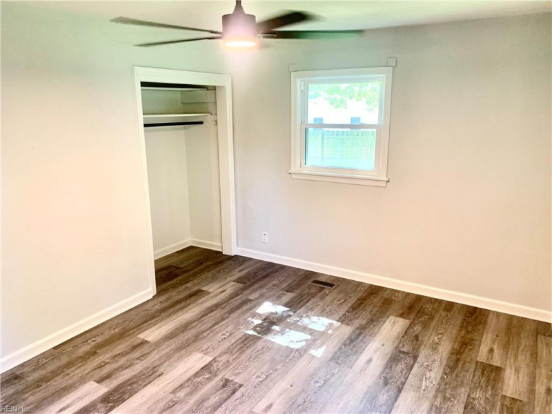 Photo 19 of 25 residential for sale in Virginia Beach virginia