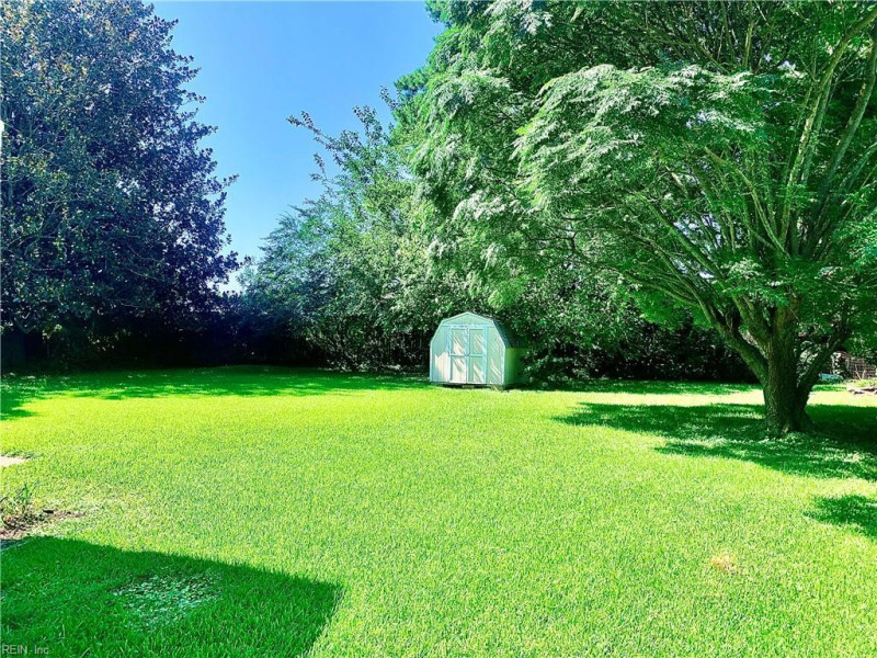 Photo 7 of 25 residential for sale in Virginia Beach virginia