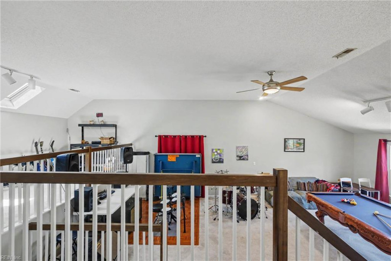 Photo 35 of 50 residential for sale in Virginia Beach virginia