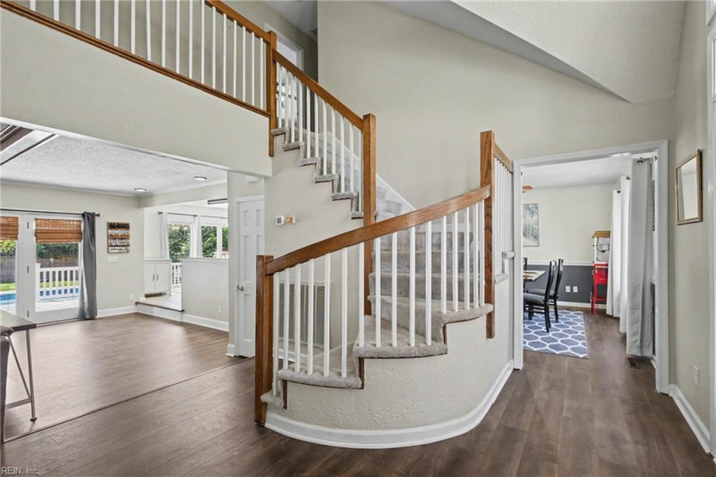 Photo 4 of 50 residential for sale in Virginia Beach virginia