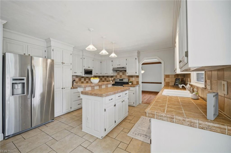 Photo 12 of 49 residential for sale in Chesapeake virginia Photo 12 of 49 residential for sale in Chesapeake virginia