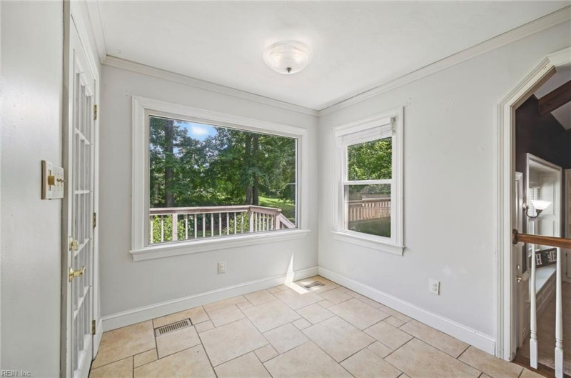 Photo 17 of 49 residential for sale in Chesapeake virginia Photo 17 of 49 residential for sale in Chesapeake virginia