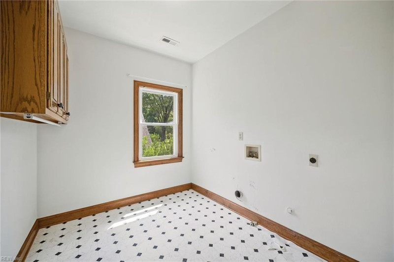 Photo 30 of 49 residential for sale in Chesapeake virginia Photo 30 of 49 residential for sale in Chesapeake virginia