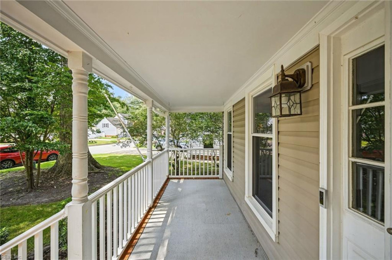 Photo 4 of 49 residential for sale in Chesapeake virginia Photo 4 of 49 residential for sale in Chesapeake virginia