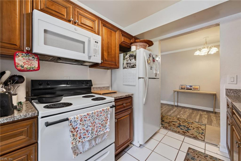 Photo 10 of 20 residential for sale in Virginia Beach virginia