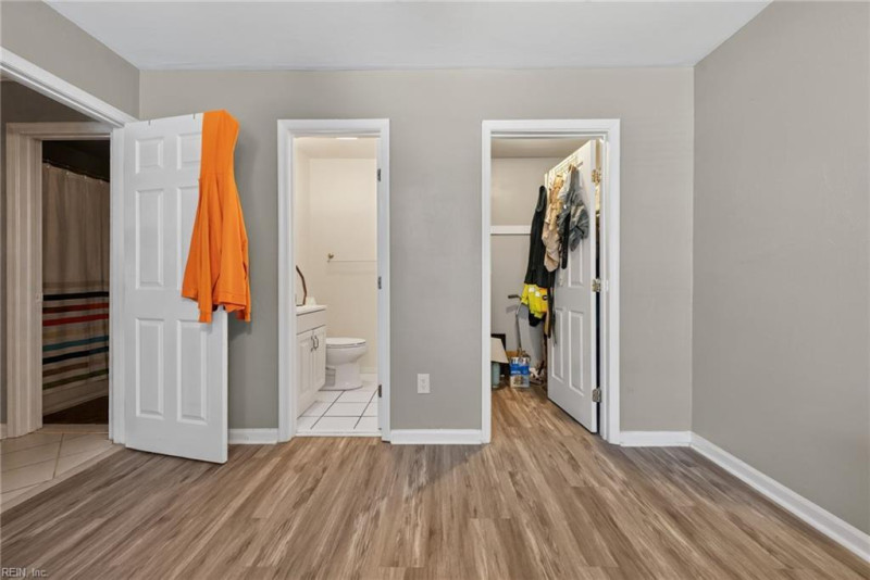 Photo 14 of 20 residential for sale in Virginia Beach virginia