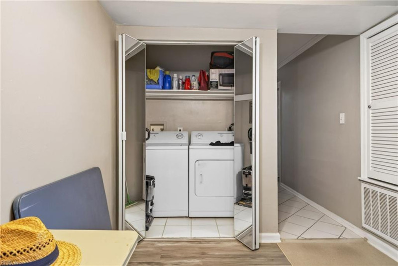Photo 18 of 20 residential for sale in Virginia Beach virginia