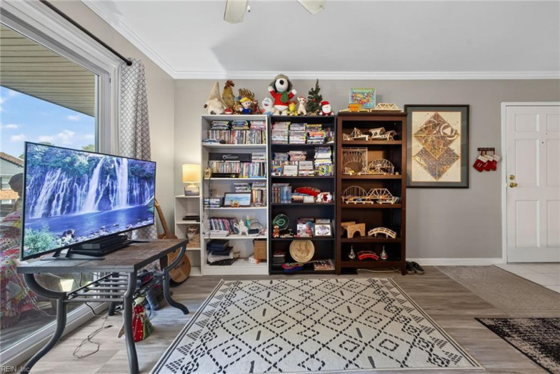 Photo 4 of 20 residential for sale in Virginia Beach virginia