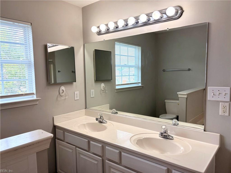 Photo 18 of 48 residential for sale in Chesapeake virginia Photo 18 of 48 residential for sale in Chesapeake virginia