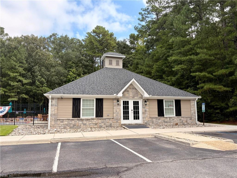 Photo 43 of 48 residential for sale in Chesapeake virginia Photo 43 of 48 residential for sale in Chesapeake virginia