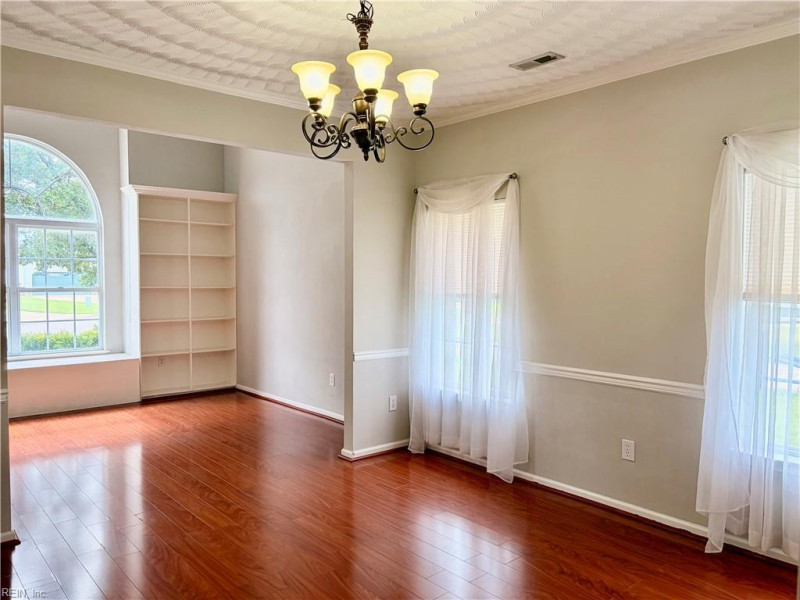 Photo 6 of 48 residential for sale in Chesapeake virginia Photo 6 of 48 residential for sale in Chesapeake virginia