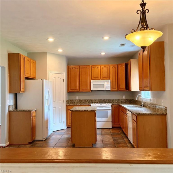 Photo 7 of 48 residential for sale in Chesapeake virginia Photo 7 of 48 residential for sale in Chesapeake virginia