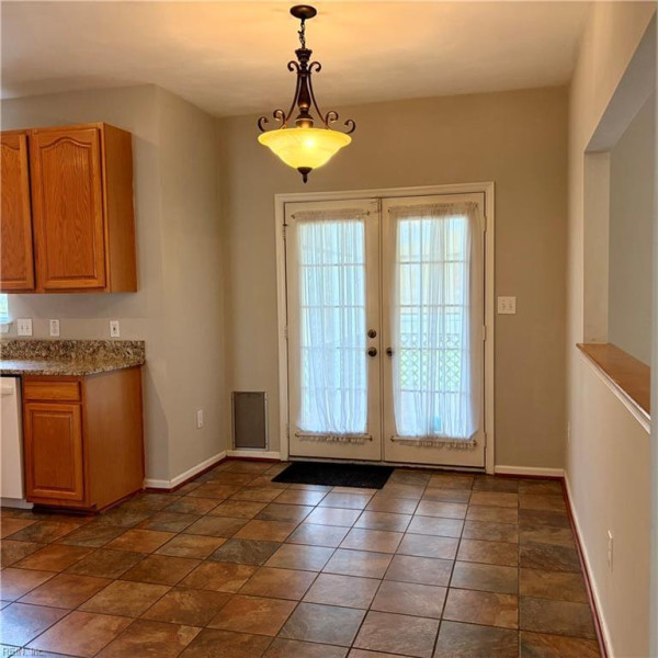 Photo 8 of 48 residential for sale in Chesapeake virginia Photo 8 of 48 residential for sale in Chesapeake virginia