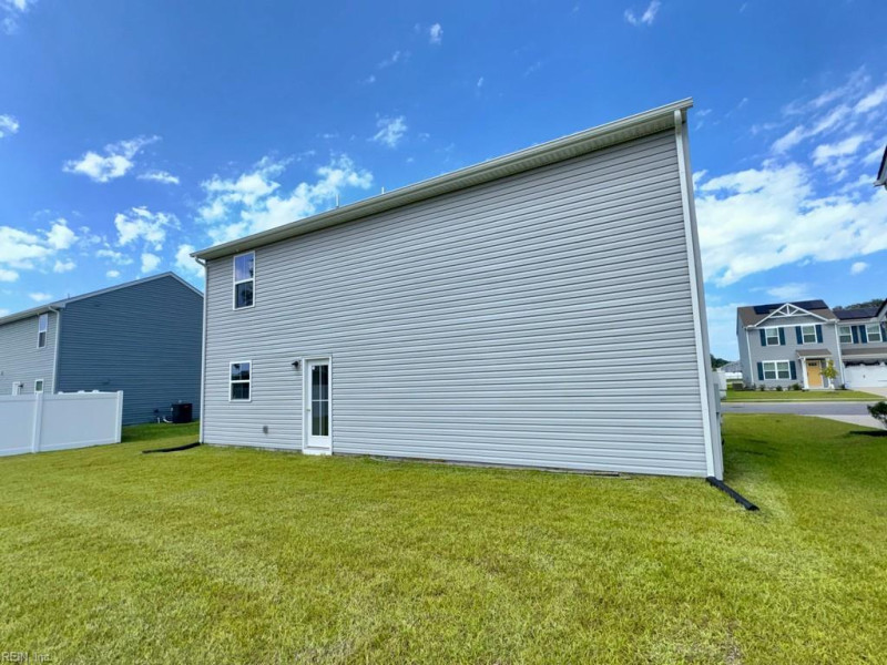 Photo 3 of 16 residential for sale in Portsmouth virginia Photo 3 of 16 residential for sale in Portsmouth virginia