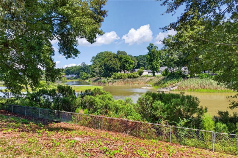 Photo 40 of 41 residential for sale in Suffolk virginia Photo 40 of 41 residential for sale in Suffolk virginia