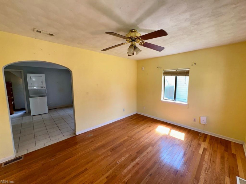 Photo 3 of 13 residential for sale in Norfolk virginia Photo 3 of 13 residential for sale in Norfolk virginia
