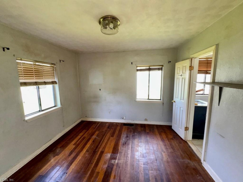 Photo 5 of 13 residential for sale in Norfolk virginia Photo 5 of 13 residential for sale in Norfolk virginia