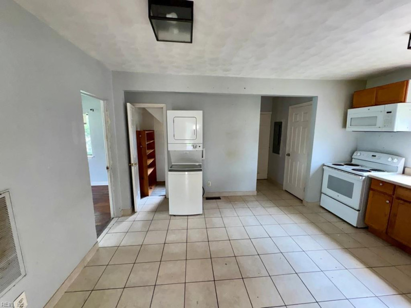 Photo 8 of 13 residential for sale in Norfolk virginia Photo 8 of 13 residential for sale in Norfolk virginia