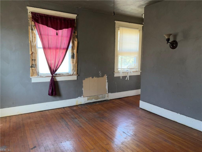 Photo 13 of 17 residential for sale in Suffolk virginia Photo 13 of 17 residential for sale in Suffolk virginia